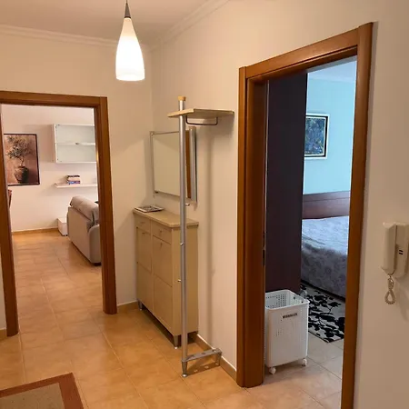 Apartamento Downtown Tirana
